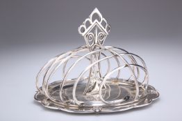 HENRY GEORGE MURPHY (1884-1939), AN ART DECO SILVER TOAST RACK