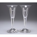 A PAIR OF WINE GLASSES