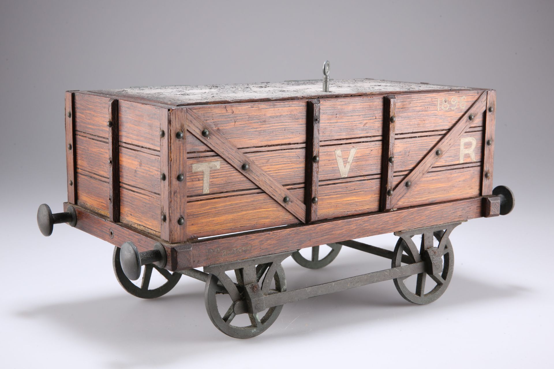 A VICTORIAN NOVELTY TABLE CIGAR/CIGARETTE BOX