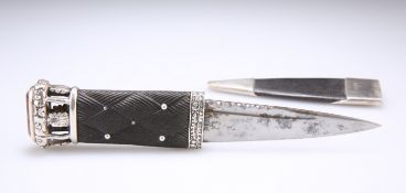 A VERY RARE HM SILVER-MOUNTED SGIAN DUBH