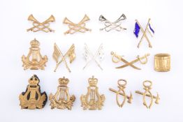 A QUANTITY OF ARMY TRADE/SKILLS BADGES