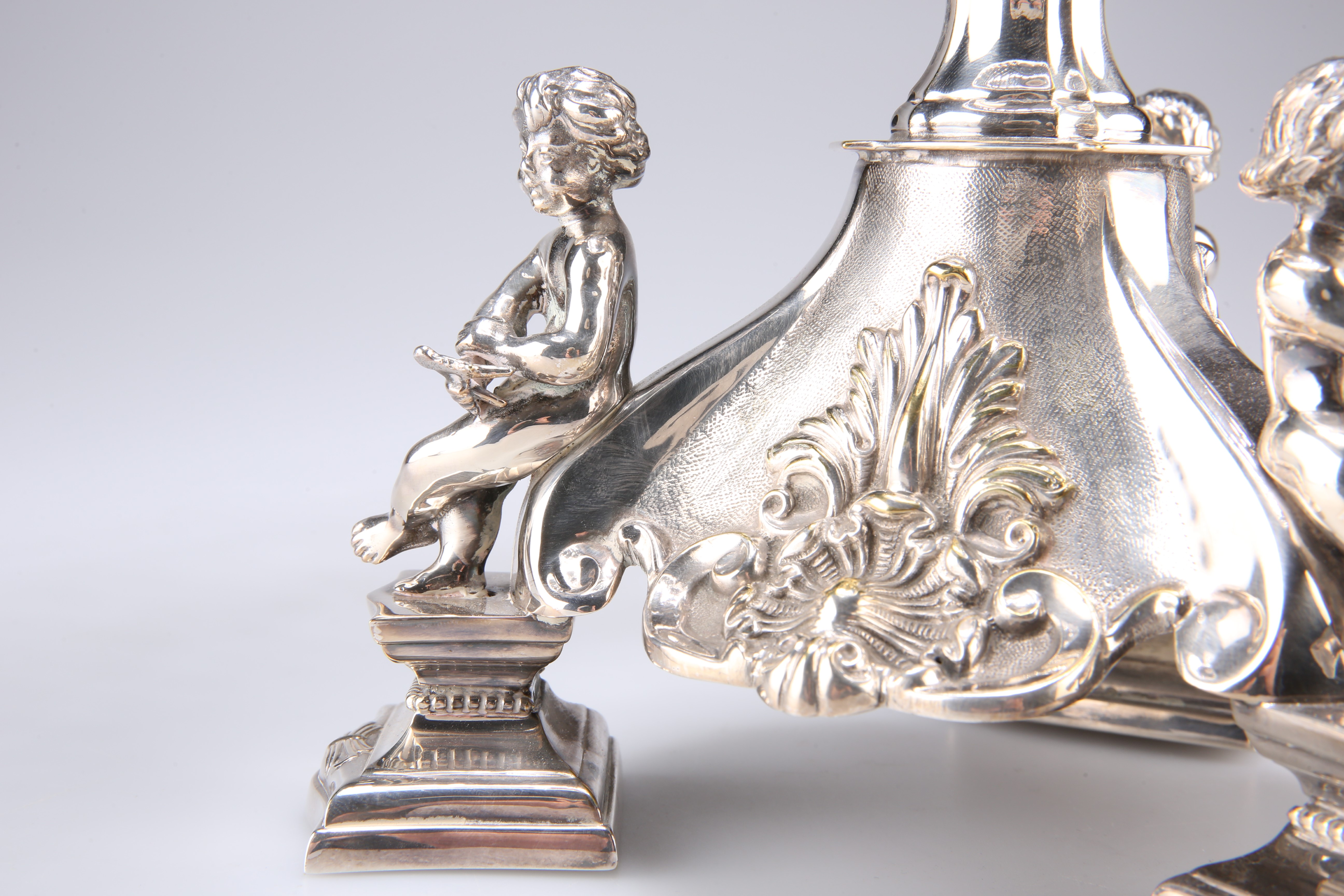 A HANDSOME PAIR OF 19TH CENTURY SILVER-PLATED CENTREPIECES - Image 7 of 7