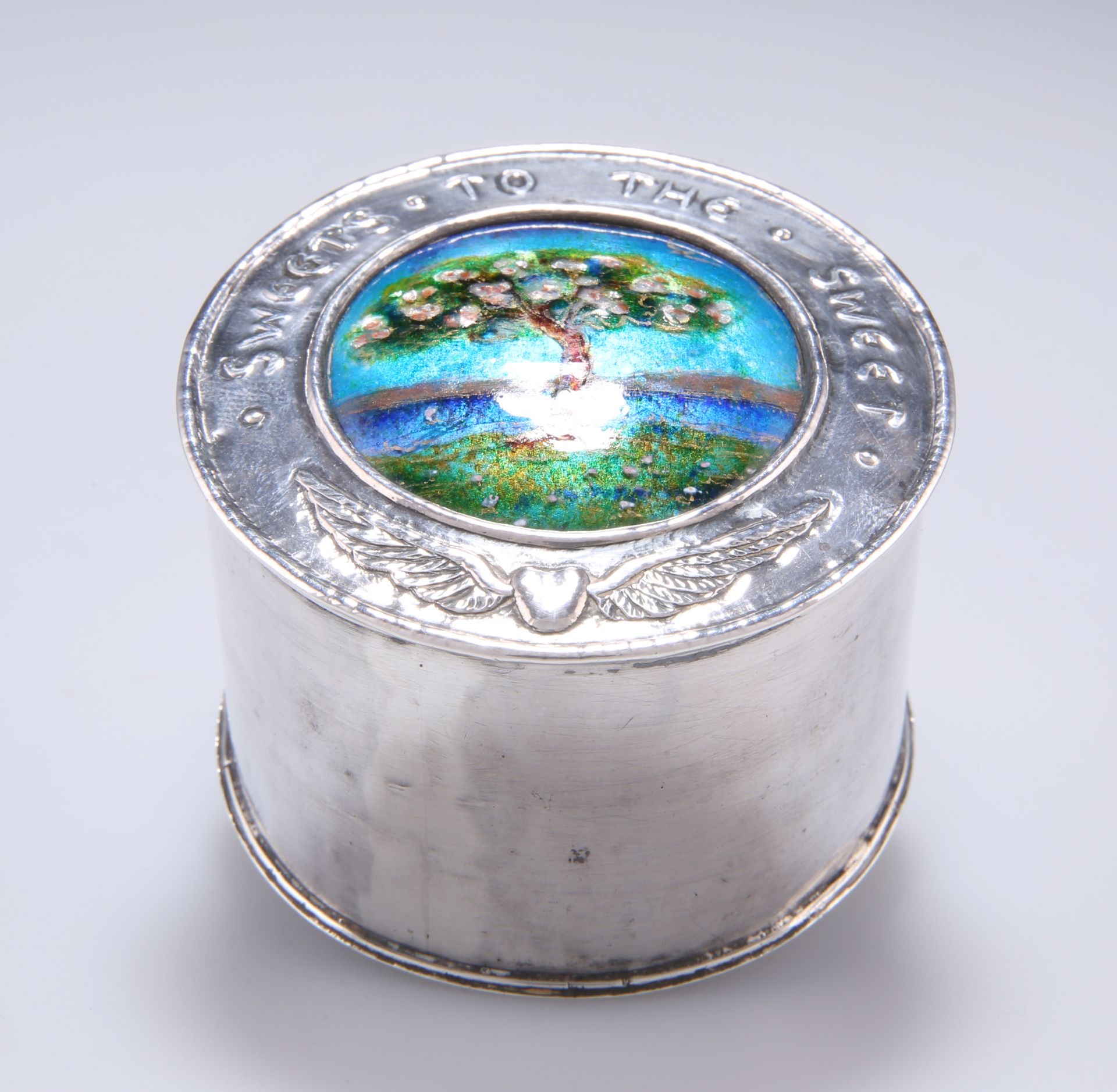 AN ARTS AND CRAFTS ENAMEL BOX