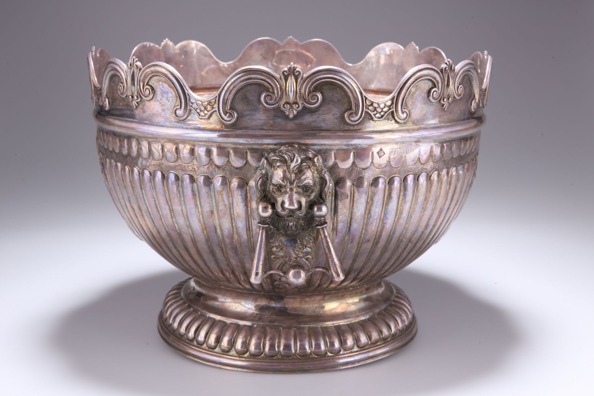 A LARGE EDWARDIAN SILVER MONTEITH - Image 2 of 3