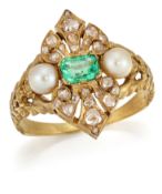 A GEORGIAN STYLE EMERALD AND CULTURED PEARL RING