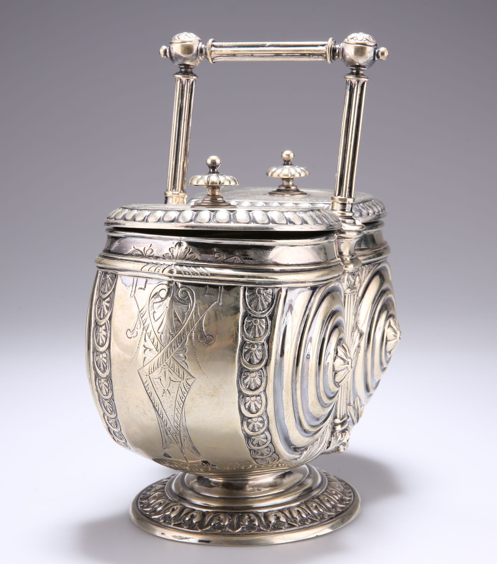 A VICTORIAN SILVER-PLATED BISCUIT BOX - Image 2 of 3