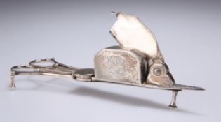 A PAIR OF GEORGE III SILVER SCISSOR-ACTION CANDLE SNUFFERS