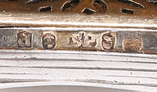 A GEORGE III SILVER VINAIGRETTE - Image 4 of 4