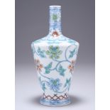 A CHINESE DOUCAI PORCELAIN VASE