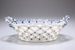 A WORCESTER BLUE AND WHITE BASKET