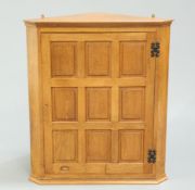 DEREK SLATER OF CRAYKE, A FISHMAN OAK HANGING CORNER CUPBOARD