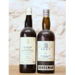 2 BOTTLES MIXED LOT RARE OLD SANDEMAN'S SHERRY AND PORT