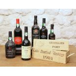5 BOTTLES PLUS 1 HALF BOTTLE MIXED LOT OF FINE PORT TO INCLUDE 40TH ANNIVERSARY LATE BOTTLED VINTAGE