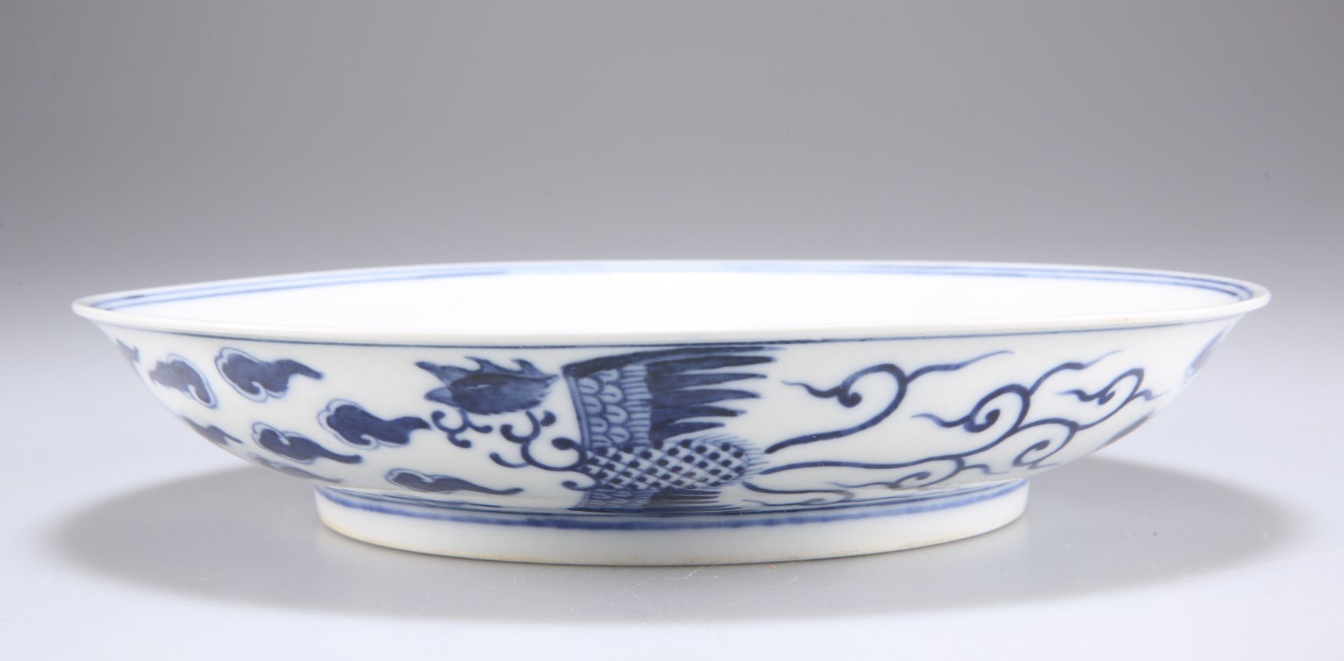 A CHINESE BLUE AND WHITE PORCELAIN 'DOUBLE PHOENIX - Image 3 of 3