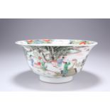 A CHINESE FAMILLE VERTE PORCELAIN BOWL