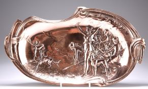 A LATE 19TH CENTURY CONTINENTAL COPPER TRAY