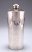 AN INDIAN COLONIAL GLASS SPIRIT FLASK AND TWO SILVER BEAKERS