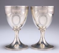 A PAIR OF GEORGE III STYLE SILVER GOBLETS