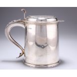 A LARGE GEORGE VI SILVER LIDDED TANKARD