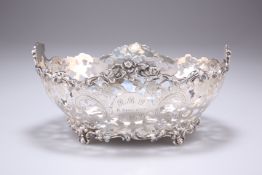 A LATE VICTORIAN SILVER PIERCED DISH