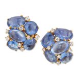 A PAIR OF CEYLON SAPPHIRE AND DIAMOND CLUSTER CLIP EARRINGS, IN THE MANNER OF DAVID WEBB