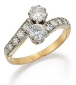 A DIAMOND CROSSOVER RING