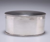 A GEORGE V SILVER BOX