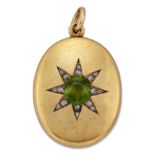 A VICTORIAN GREEN DOUBLET AND DIAMOND LOCKET PENDANT