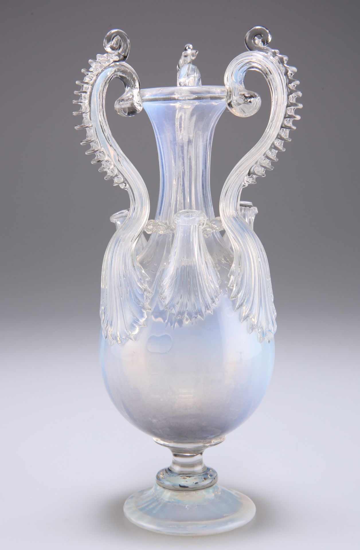 A VENETIAN OPAL GLASS VASE, CIRCA 1850 - Image 2 of 4