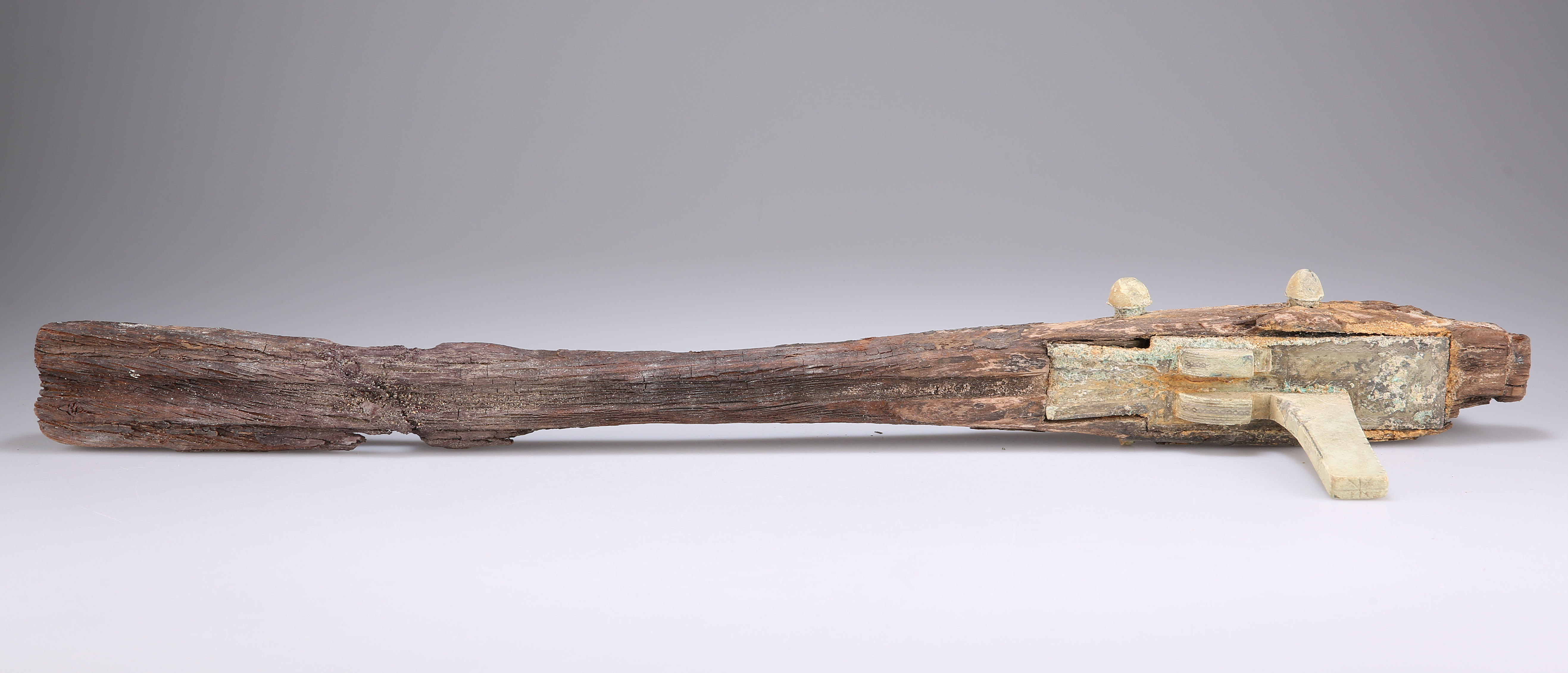 A RARE CROSSBOW 'NU', EASTERN HAN DYNASTY - Image 8 of 11