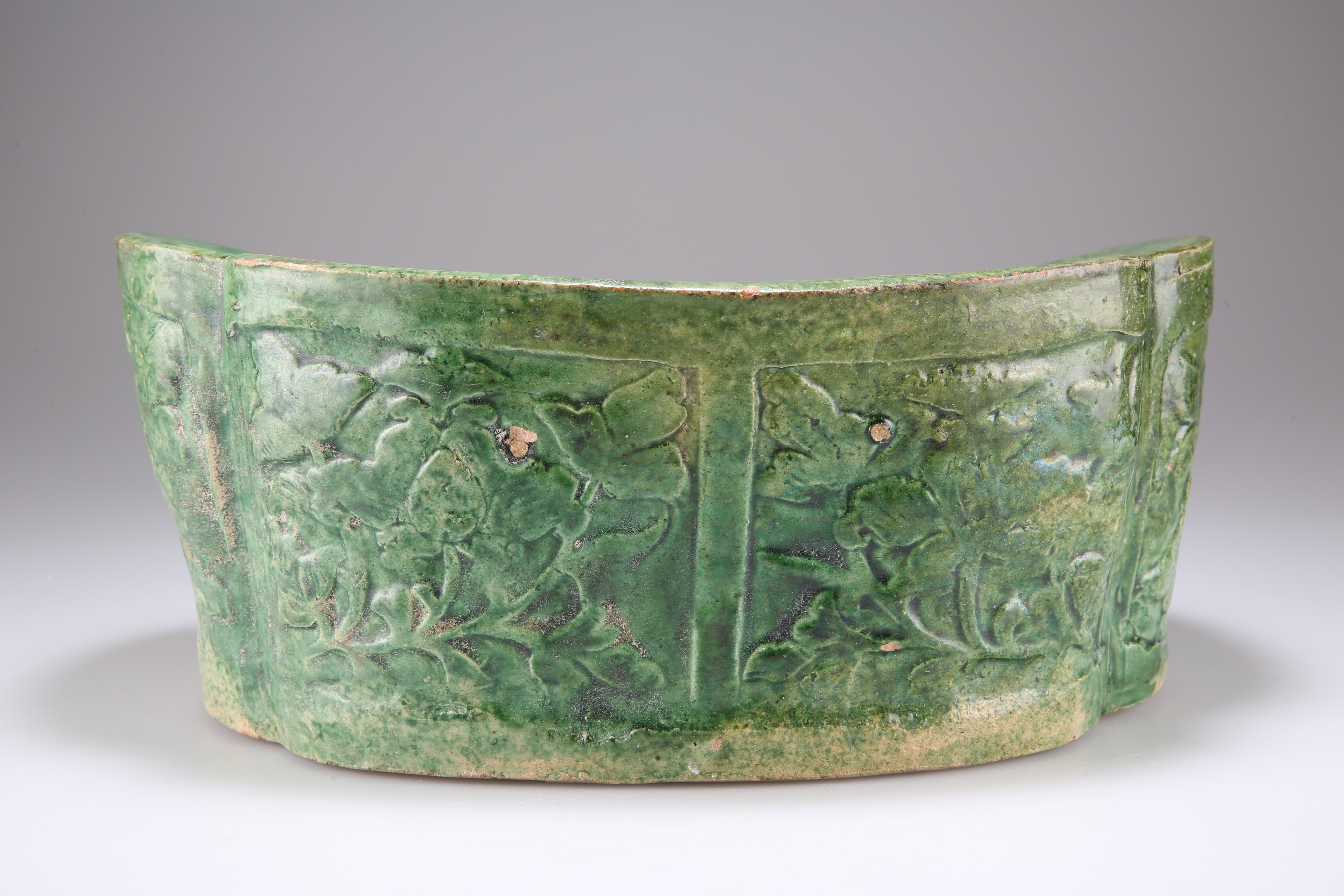 A LARGE 'CIZHOU' GREEN-GLAZED PILLOW, SONG DYNASTY - Image 7 of 10