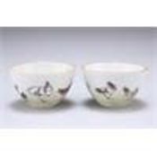 A SMALL PAIR OF CHINESE PORCELAIN CUPS