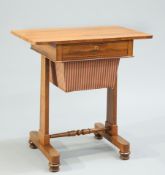 AN EARLY 19TH CENTURY ROSEWOOD WORK TABLE