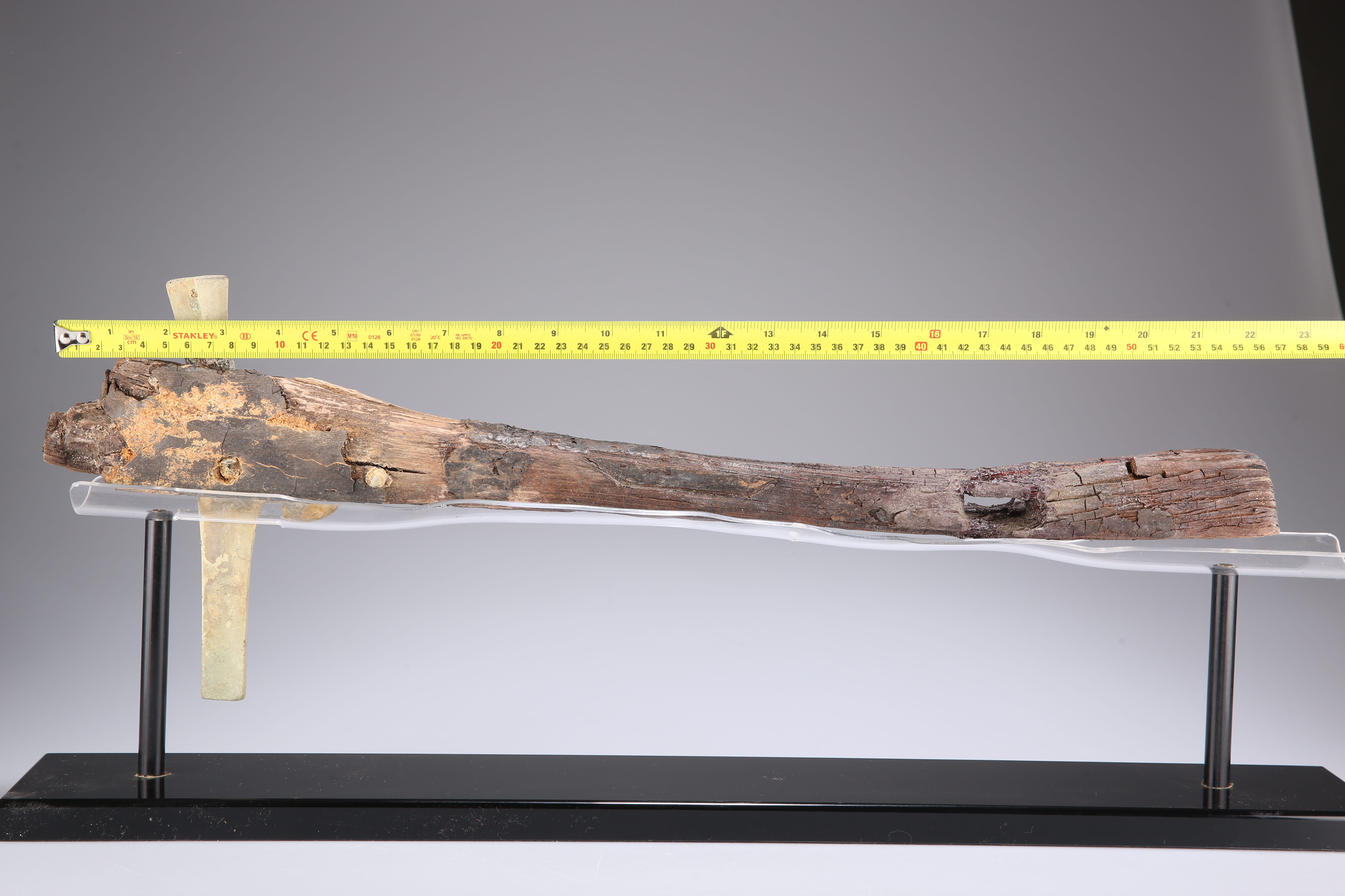 A RARE CROSSBOW 'NU', EASTERN HAN DYNASTY - Image 11 of 11