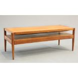 A DANISH TEAK COFFEE TABLE WITH REVERSIBLE TOP