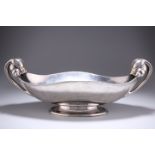 AN EARLY 20TH CENTURY GERMAN SILVER BOWL