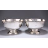 A PAIR OF 'CELTIC' PATTERN SILVER BOWLS BY ASPREY