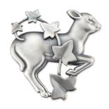 ARNO MALINOWSKI FOR GEORG JENSEN – A DANISH SILVER LAMB AND IVY BROOCH