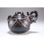 A CHINESE BROWN GLAZED STONEWARE JAR OR WINE POT