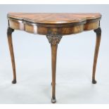 A CHIPPENDALE STYLE MAHOGANY FOLD OVER CARD TABLE, EARLY 20TH CENTURY