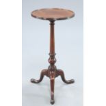 A GEORGE III MAHOGANY TRIPOD TABLE