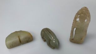 A GROUP OF THREE CHINESE JADE CARVINGS