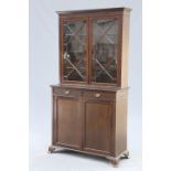A VICTORIAN CHIPPENDALE REVIVAL MAHOGANY CABINET