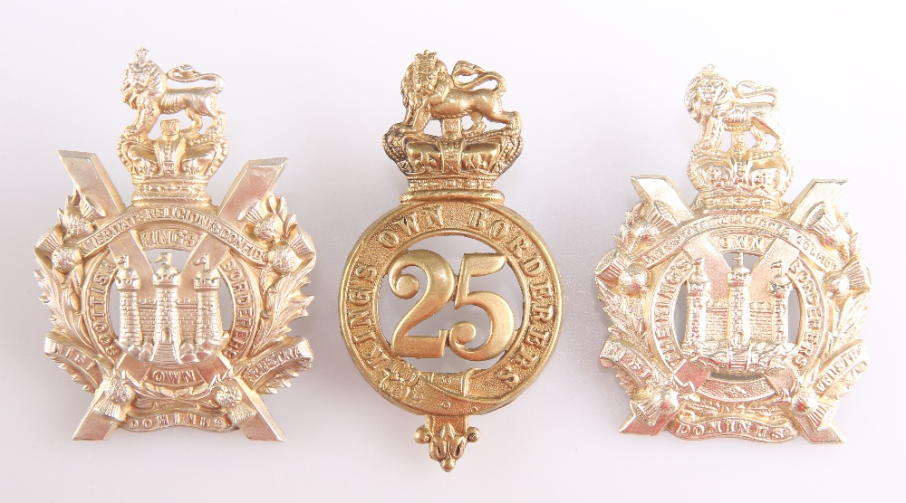 AN OTHER RANKS' PATTERN PRE 1881 BRASS GLENGARRY BADGE