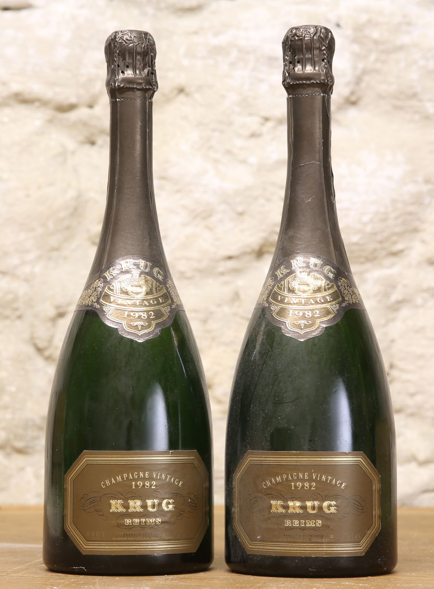 2 BOTTLES CHAMPAGNE KRUG VINTAGE 1982