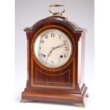 A GEORGE III STYLE SATINWOOD INLAID MAHOGANY BRACKET CLOCK, CIRCA 1900