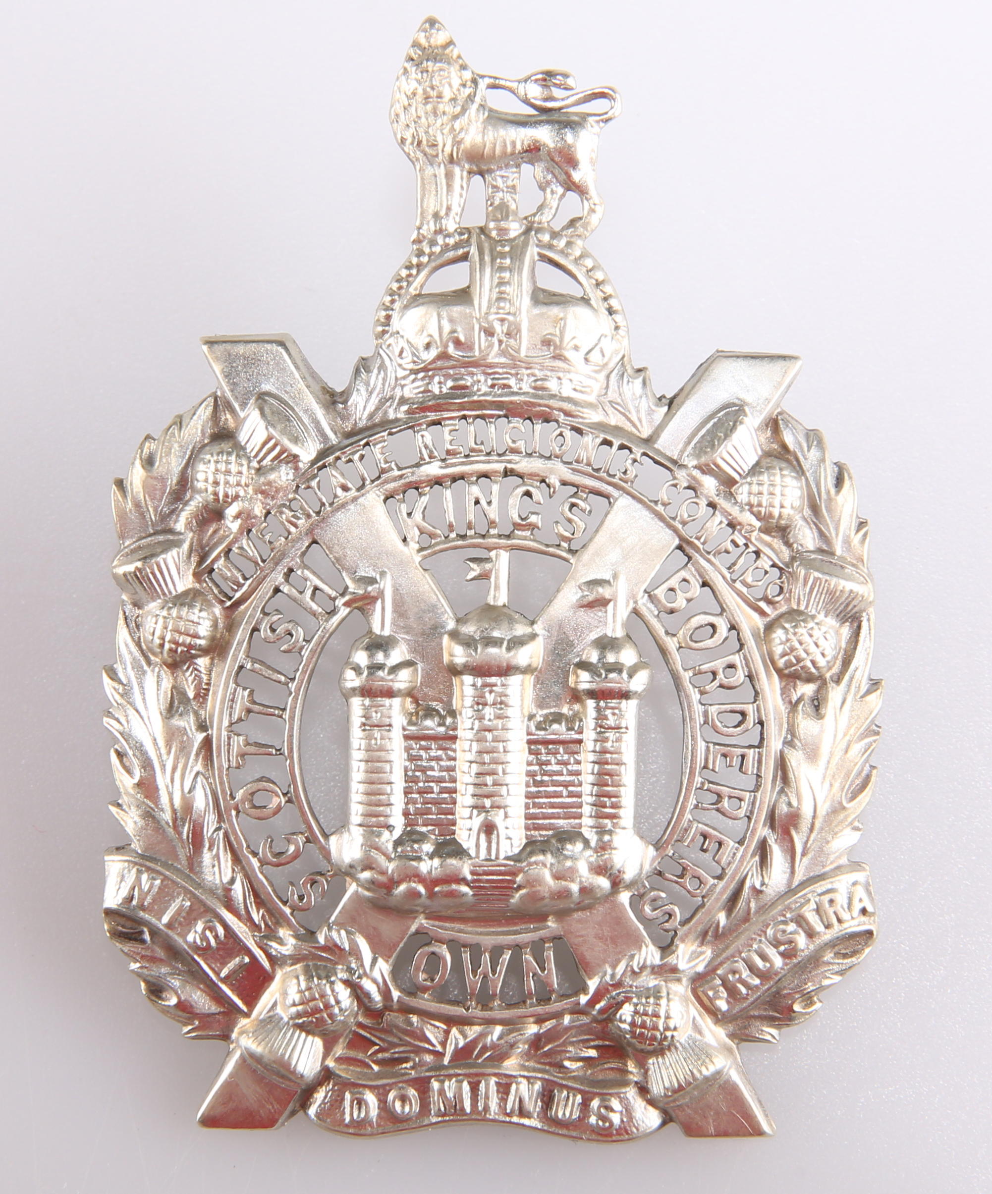 A POST 1902 DIE CAST SILVER/SILVER PLATED OFFICERS' PATTERN GLENGARRY BADGE KOSB