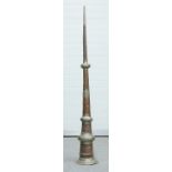 A TIBETAN COPPER AND WHITE METAL TEMPLE HORN