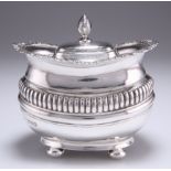 AN EDWARDIAN SILVER TEA CADDY