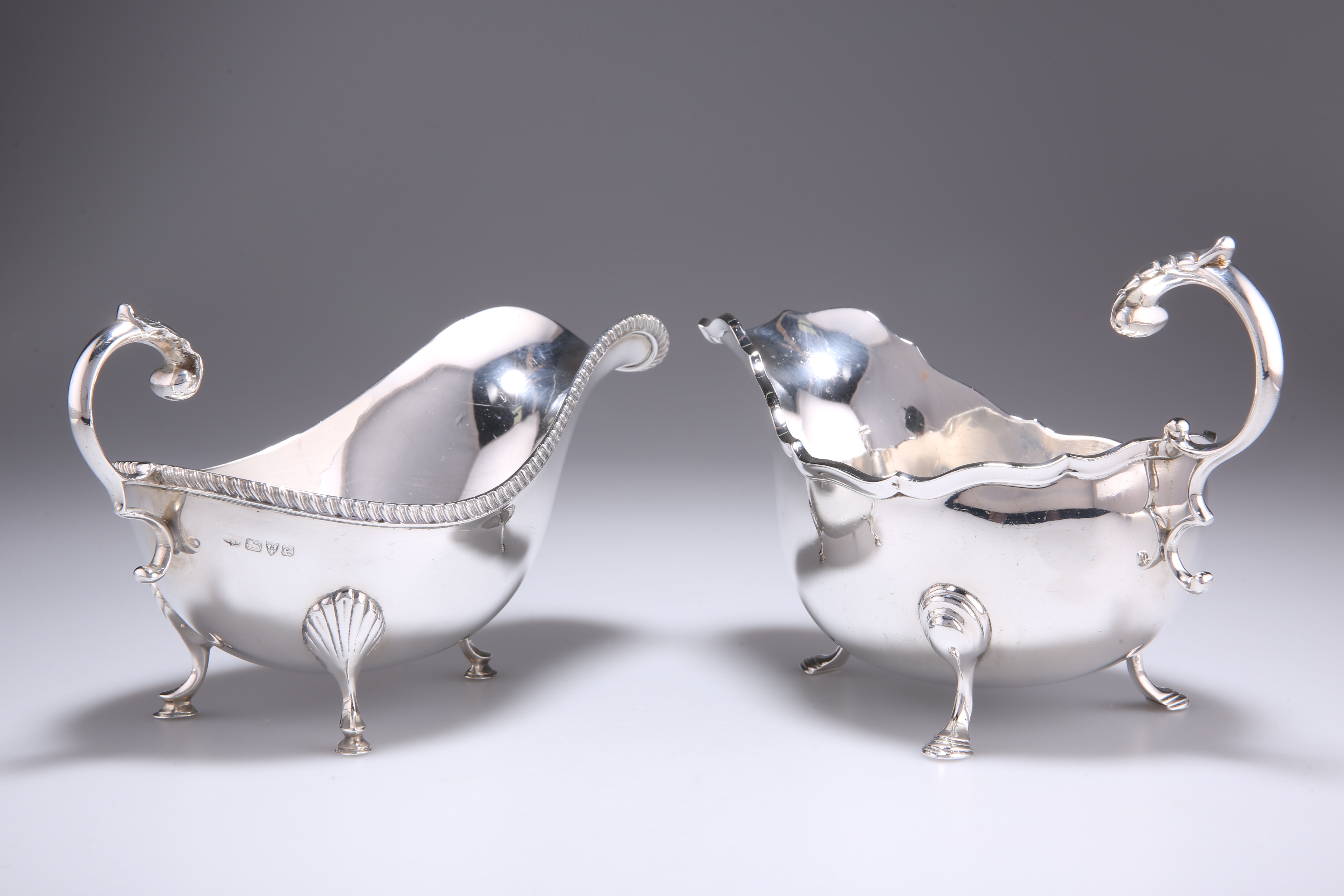 TWO GEORGE V SILVER SAUCE BOATS - Image 2 of 4